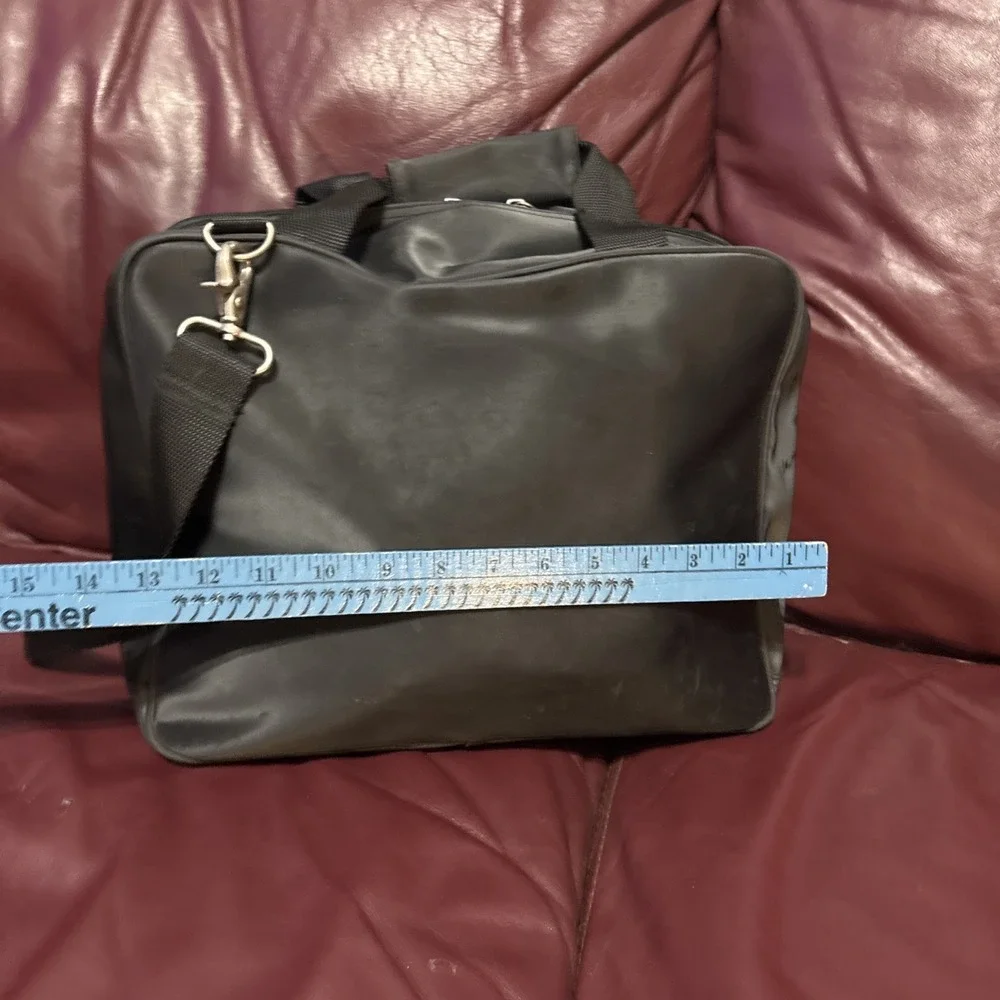 Kenneth Cole Reaction Black Duffel Overnight Travel Bag With Shoulder Strap Blk